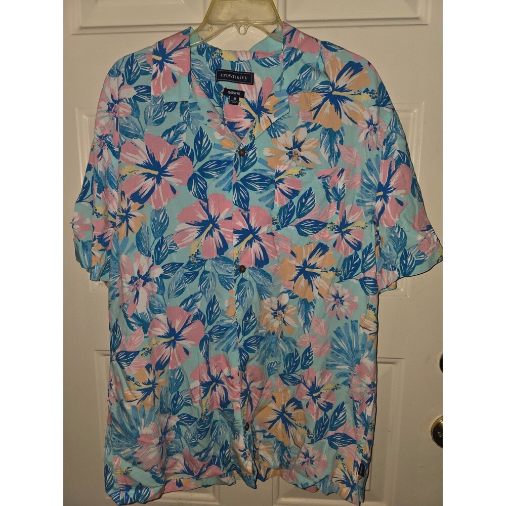 Crown And Ivy Short Sleeve Floral Button Down - Size M